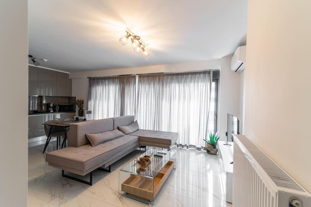 Ferienwohnung Μεζονέτα Με Θέα Στο Πάρκο Σταύρος Νιάρχος One Athen Exterior foto