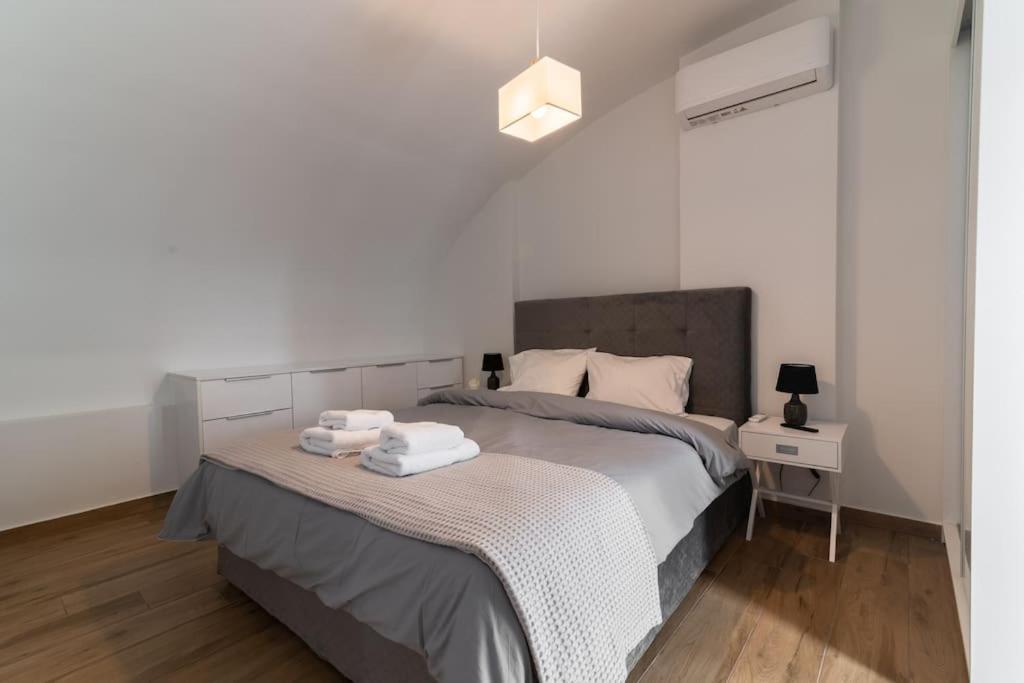 Ferienwohnung Μεζονέτα Με Θέα Στο Πάρκο Σταύρος Νιάρχος One Athen Exterior foto