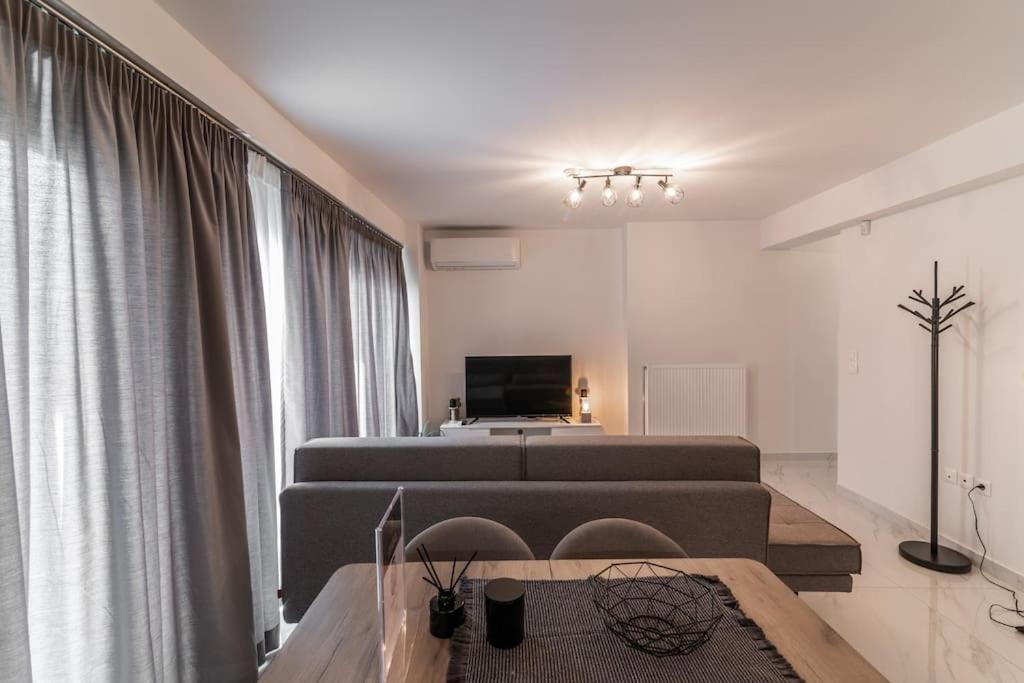 Ferienwohnung Μεζονέτα Με Θέα Στο Πάρκο Σταύρος Νιάρχος One Athen Exterior foto